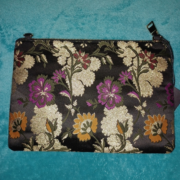 Steve Madden BFlowerr Multi Crossbody purse - Picture 5 of 7
